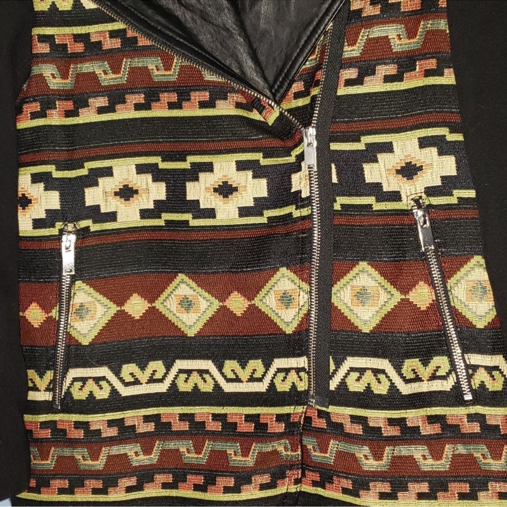 NWOT Zara Embroidered Aztec Tribal Moto Leather Trim Jacquard Jacket Size Medium - Picture 11 of 16